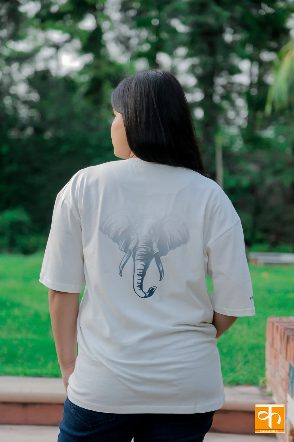 Knitted t-shirt with Print White blue Elephant – I BELIEVE IN MY POWER | I AM STEPPING INTO MY POWER