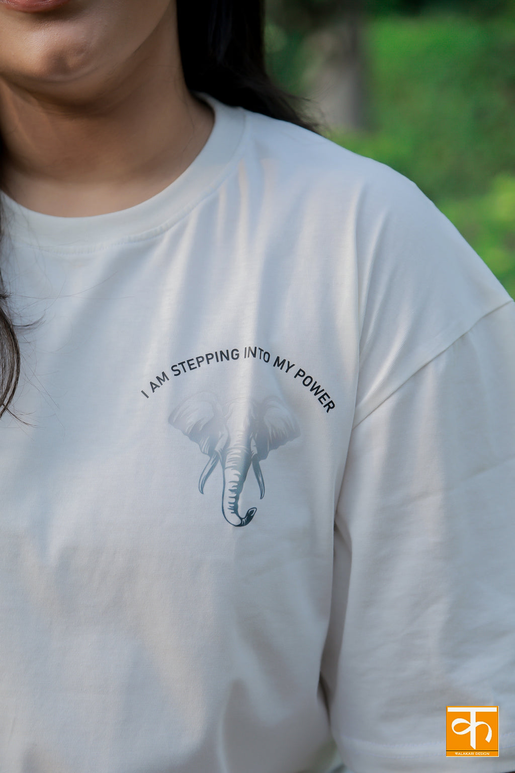 Knitted t-shirt with Print White blue Elephant – I BELIEVE IN MY POWER | I AM STEPPING INTO MY POWER