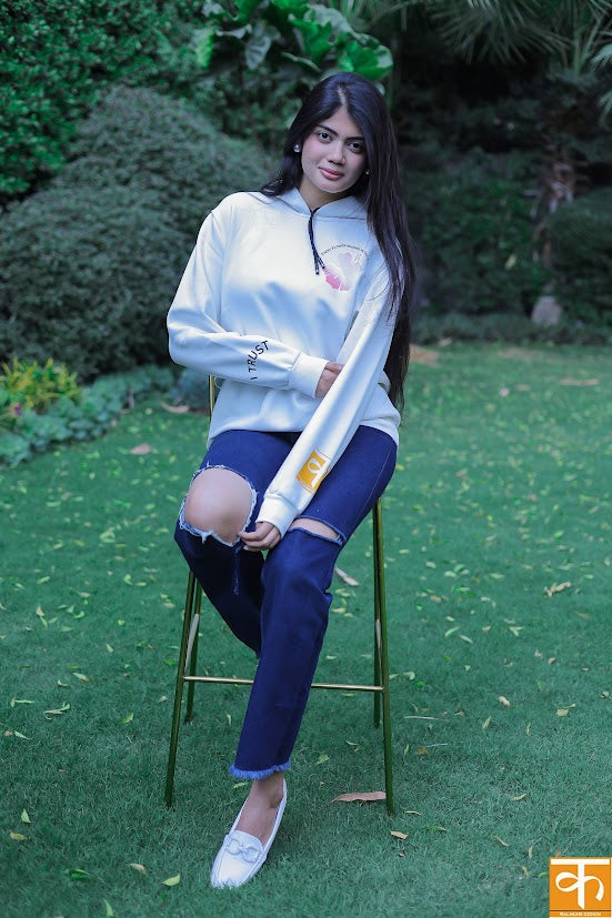 Knitted t-shirt with Print Pink Flower Hoodie – Trust God | Every Flower Blooms in Their Own Time