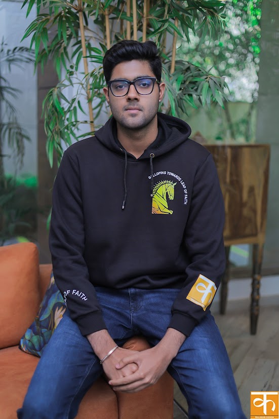 Yellow Horse Hoodie – Leap of faith | Galloping towards leap of faith