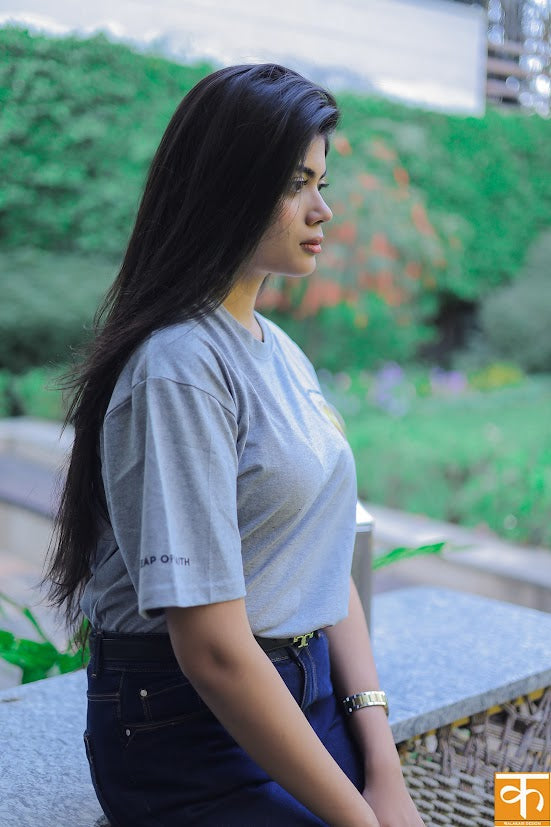 Knitted t-shirt with Print Grey Horse yellow ombre –LEAP OF FAITH |GALLOPING TOWARDS LEAP OF FAITH